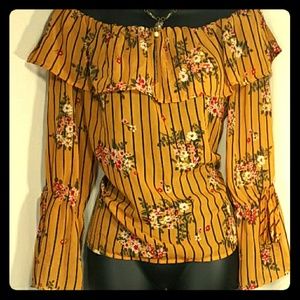 Hype Floral Blouse. Size Large (approx 12/14)